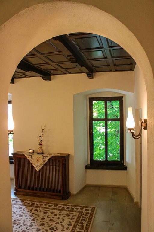 Hotel Medieval ألبا يوليا المظهر الخارجي الصورة