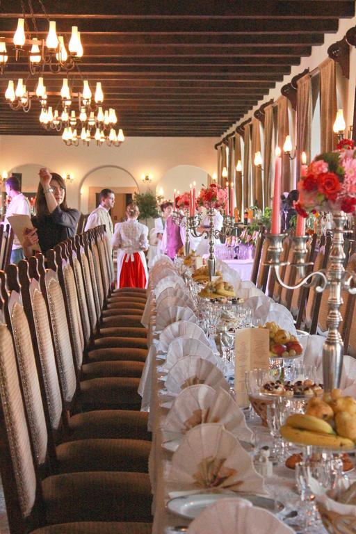 Hotel Medieval ألبا يوليا المظهر الخارجي الصورة